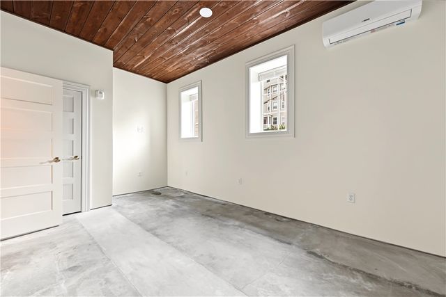 905 North Main Street 101, Providence, RI 02903
