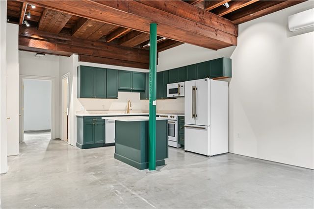 905 North Main Street 101, Providence, RI 02903