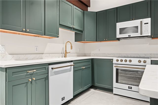 905 North Main Street 101, Providence, RI 02903