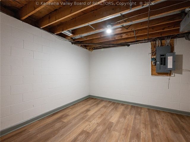 3611 Cyrus Creek Road, Barboursville, WV 25504