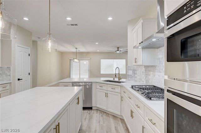 2313 Janesville Lane, Henderson, NV 89044