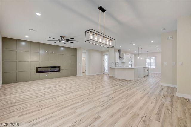 2313 Janesville Lane, Henderson, NV 89044