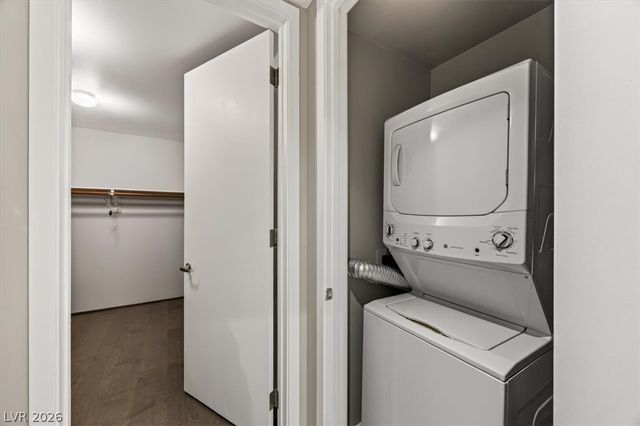 353 East Bonneville Avenue 555, Las Vegas, NV 89101