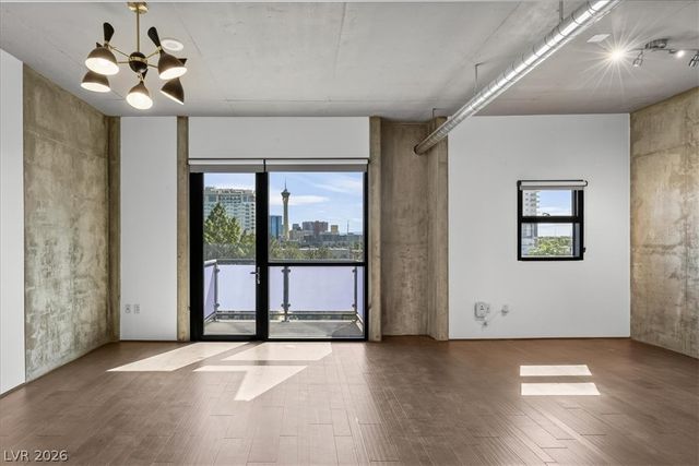 353 East Bonneville Avenue 555, Las Vegas, NV 89101