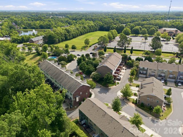 8413 Summerford Drive, Charlotte, NC 28269