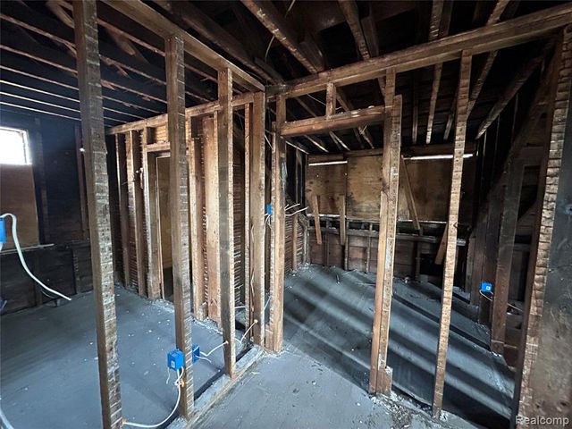 6171 Stanton Street, Detroit, MI 48208