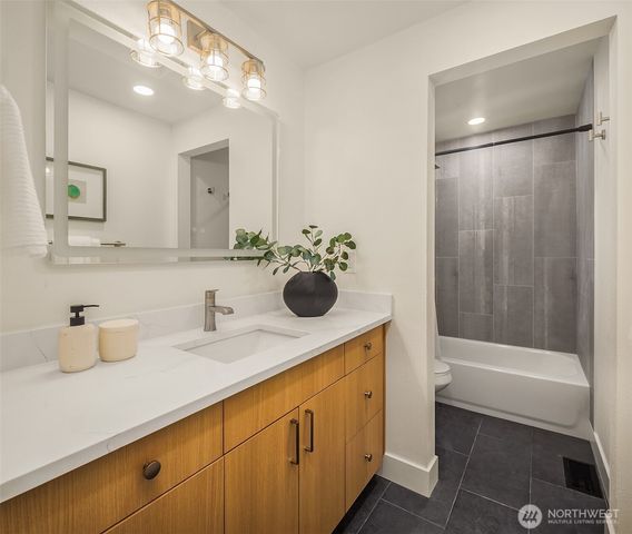 12442 83rd Avenue S, Seattle, WA 98178