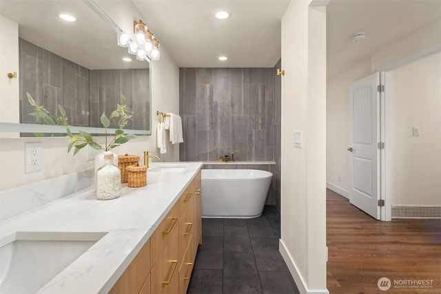12442 83rd Avenue S, Seattle, WA 98178
