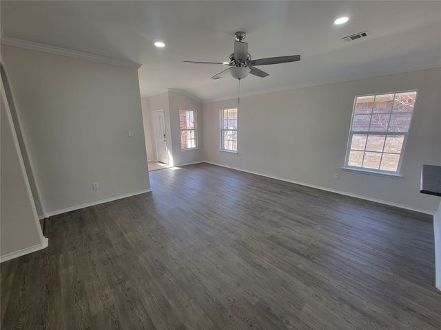 2201 Sweetwood Drive, Fort Worth, TX 76131