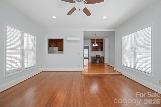 7000 Hollow Oak Drive, Charlotte, NC 28227
