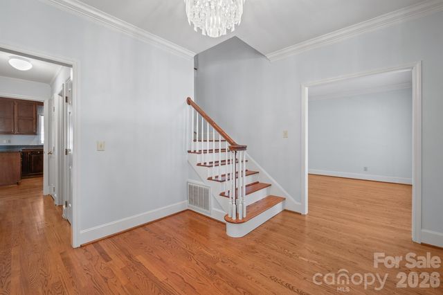 7000 Hollow Oak Drive, Charlotte, NC 28227
