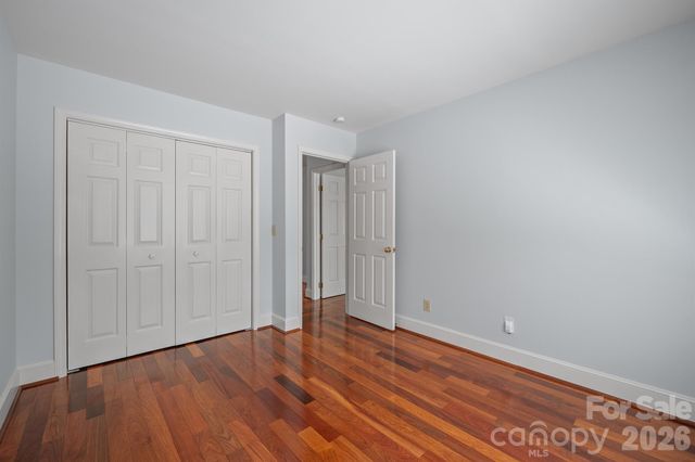 7000 Hollow Oak Drive, Charlotte, NC 28227