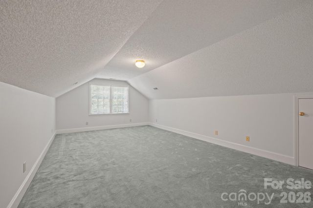 7000 Hollow Oak Drive, Charlotte, NC 28227