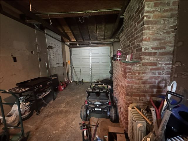 3041 Monroe Street, Commerce, TX 75428