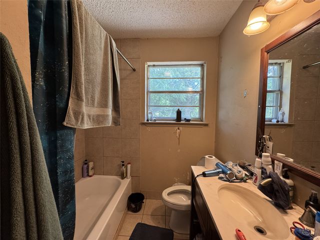 3041 Monroe Street, Commerce, TX 75428