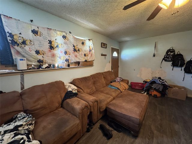 3041 Monroe Street, Commerce, TX 75428