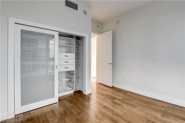 4575 DEAN MARTIN Drive 1212, Las Vegas, NV 89103