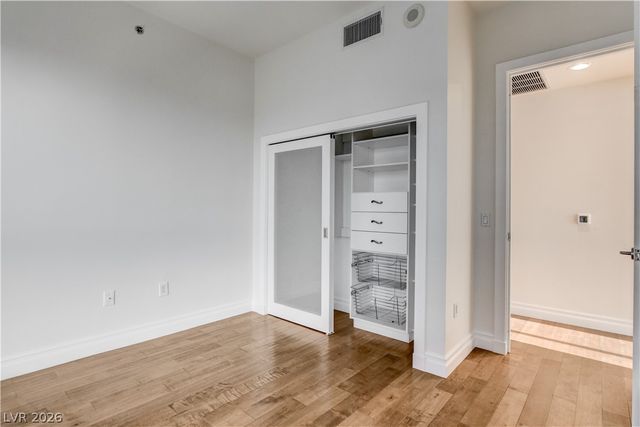 4575 DEAN MARTIN Drive 1212, Las Vegas, NV 89103