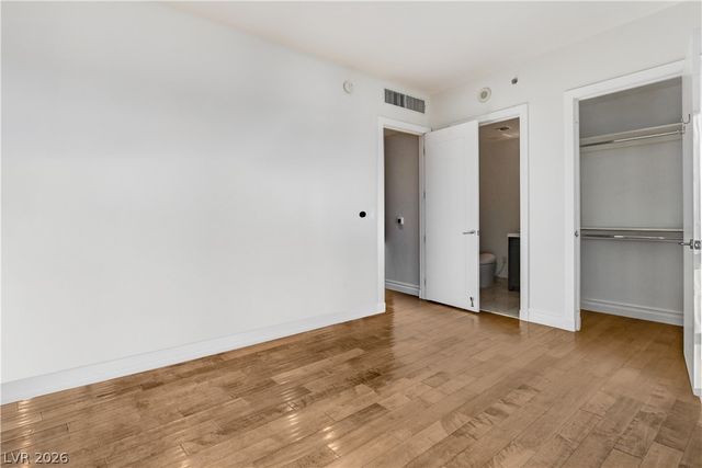 4575 DEAN MARTIN Drive 1212, Las Vegas, NV 89103