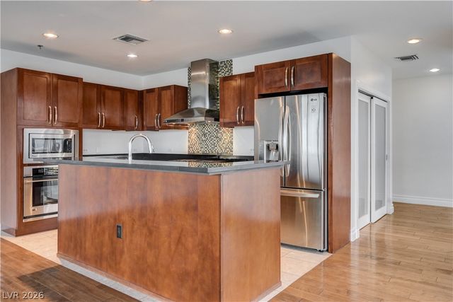 4575 DEAN MARTIN Drive 1212, Las Vegas, NV 89103