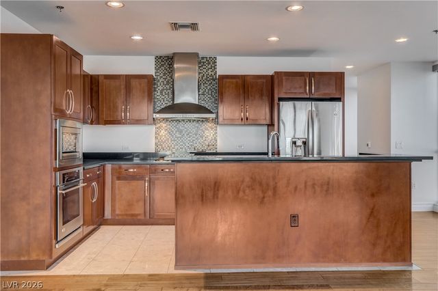 4575 DEAN MARTIN Drive 1212, Las Vegas, NV 89103
