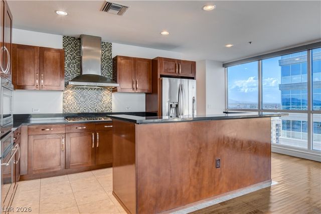 4575 DEAN MARTIN Drive 1212, Las Vegas, NV 89103