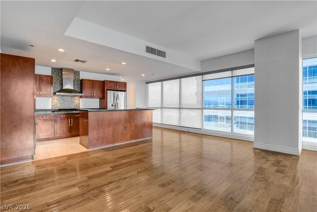4575 DEAN MARTIN Drive 1212, Las Vegas, NV 89103