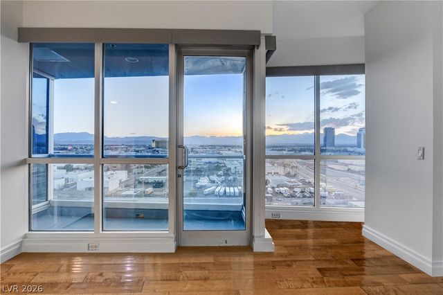 4575 DEAN MARTIN Drive 1212, Las Vegas, NV 89103