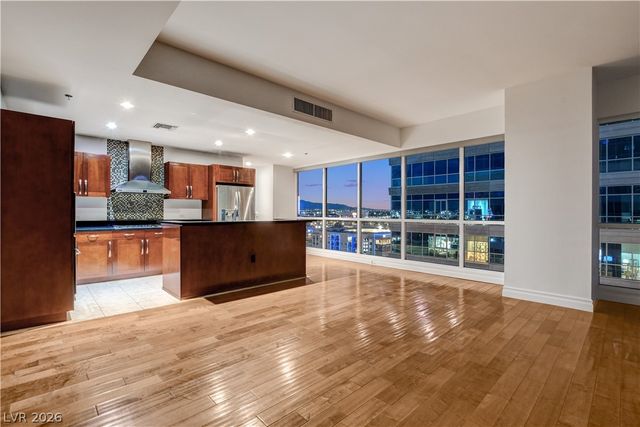 4575 DEAN MARTIN Drive 1212, Las Vegas, NV 89103