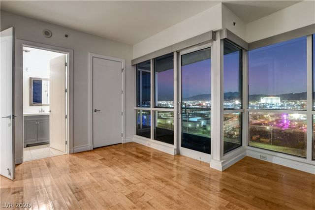 4575 DEAN MARTIN Drive 1212, Las Vegas, NV 89103