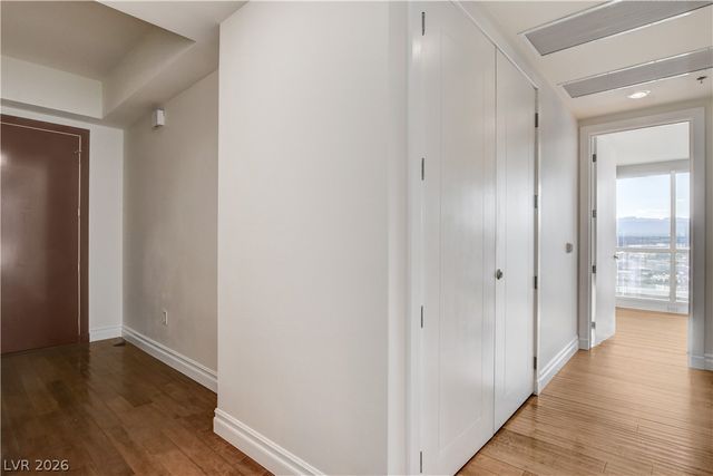 4575 DEAN MARTIN Drive 1212, Las Vegas, NV 89103