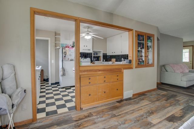 614 16th Street N, Moorhead, MN 56560