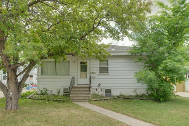 614 16th Street N, Moorhead, MN 56560