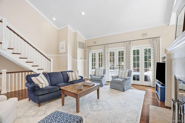 880 Forest Avenue, Rye, NY 10580