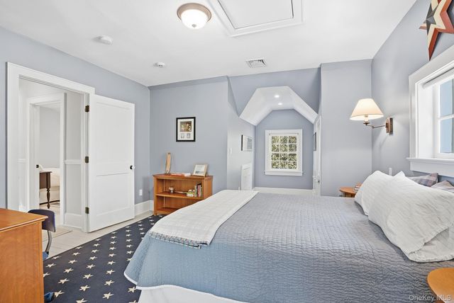 880 Forest Avenue, Rye, NY 10580