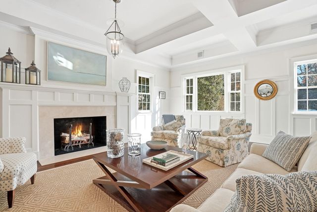 880 Forest Avenue, Rye, NY 10580