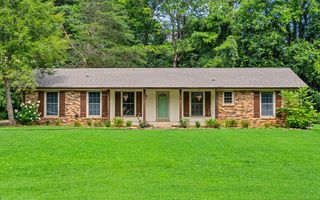 2172 Allendale Dr, Clarksville, TN 37043