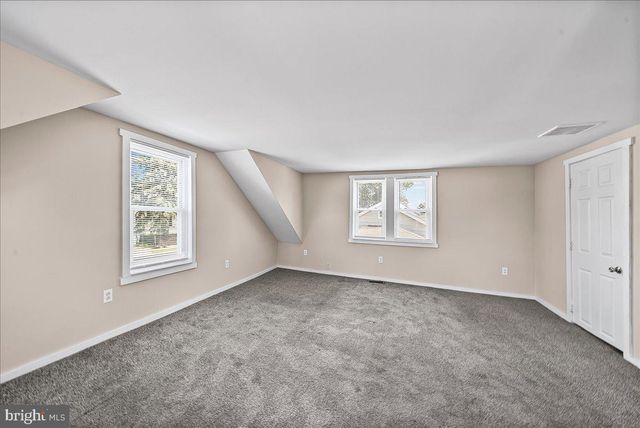 1242 CHESTNUT ST, Marcus Hook, PA 19061