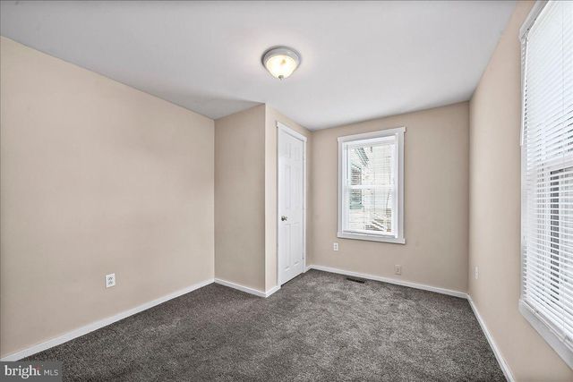 1242 CHESTNUT ST, Marcus Hook, PA 19061