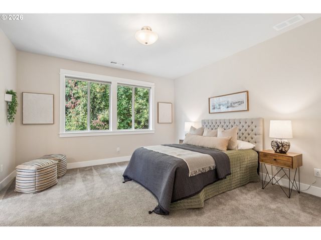 1204 Nw 114TH St, Vancouver, WA 98685