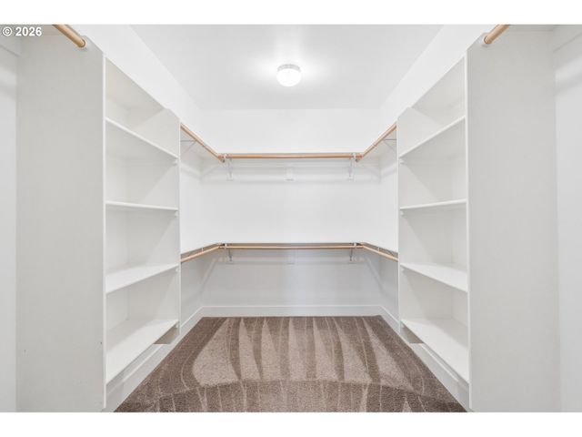 1204 Nw 114TH St, Vancouver, WA 98685
