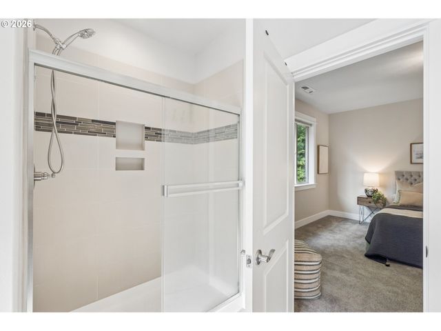1204 Nw 114TH St, Vancouver, WA 98685