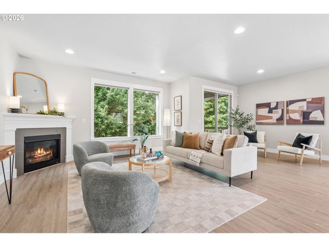 1204 Nw 114TH St, Vancouver, WA 98685