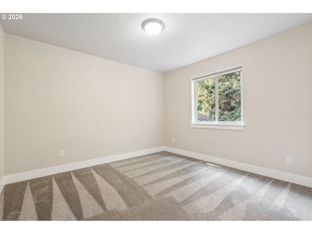 1204 Nw 114TH St, Vancouver, WA 98685