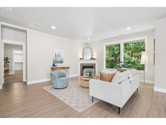 1204 Nw 114TH St, Vancouver, WA 98685
