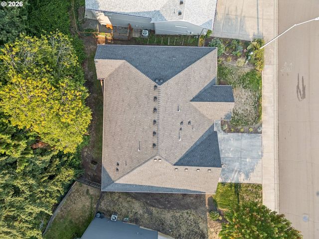 1204 Nw 114TH St, Vancouver, WA 98685