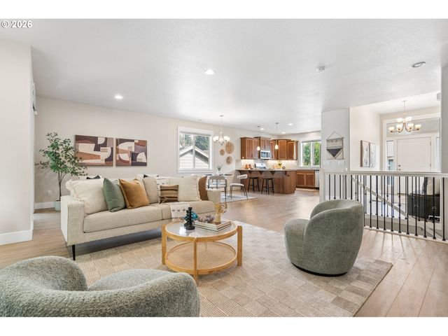 1204 Nw 114TH St, Vancouver, WA 98685