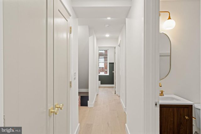 1530 N LAWRENCE ST, Philadelphia, PA 19122