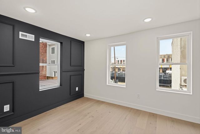 1530 N LAWRENCE ST, Philadelphia, PA 19122