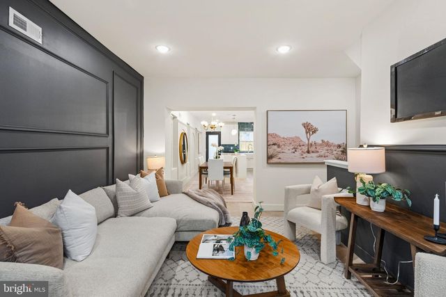 1530 N LAWRENCE ST, Philadelphia, PA 19122